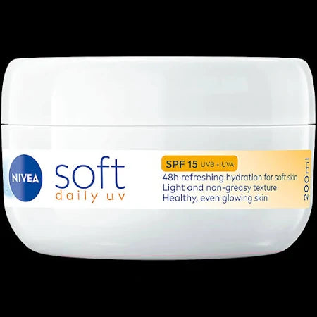 Nivea Soft Light Moisturizing Cream (200ml)
